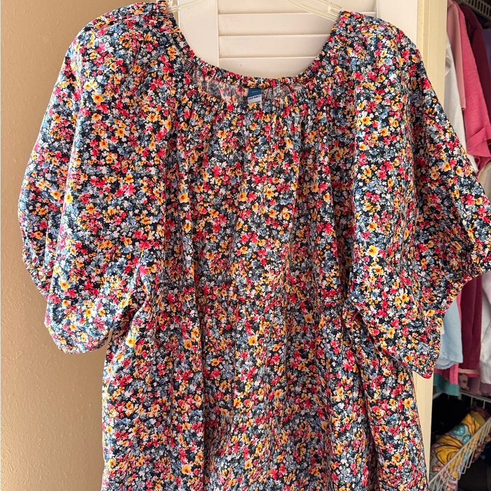 Old Navy Floral Blouse with Red and Yellow Accents